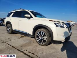 Nissan Pathfinder 2023 3