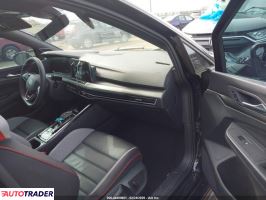 Volkswagen Golf 2024 2