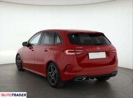 Mercedes B-klasa 2018 1.3 160 KM