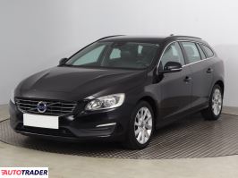 Volvo V60 2016 2.0 187 KM