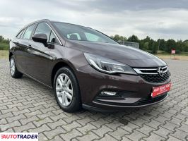 Opel Astra 2017 1.4 150 KM