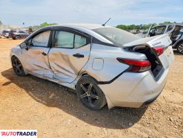 Nissan Versa 2020 1