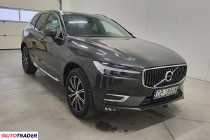 Volvo XC60 2021 2.0 197 KM
