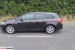 Opel Astra 2014 1.7 131 KM