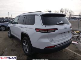 Jeep Cherokee 2025 3