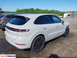 Porsche Cayenne 2025 4