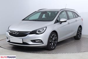 Opel Astra 2018 1.6 108 KM