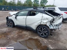 Toyota C-HR 2019 2 Toyota C-HR 2019 2