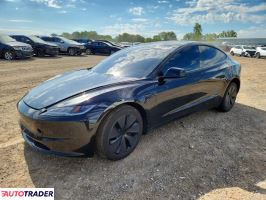 Tesla Model 3 2025