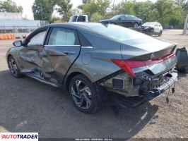 Hyundai Elantra 2025 2