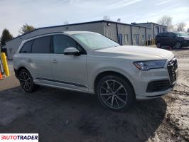 Audi Q7 2022 3