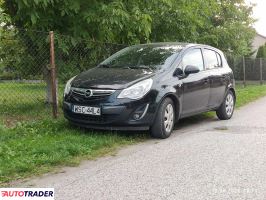 Opel Corsa 2013 1.4 90 KM