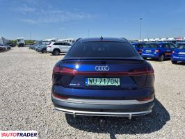Audi E-tron 2021 307 KM Audi E-tron 2021 307 KM