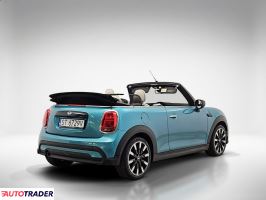 Mini Cooper 2023 1.5 136 KM