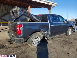 Chevrolet Silverado 2021 3