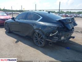 Lexus IS 2024 3