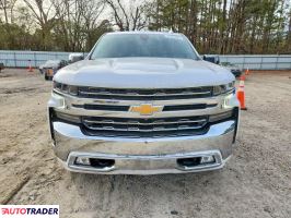 Chevrolet Silverado 2021 3