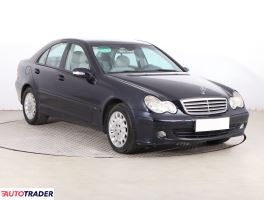 Mercedes C-klasa 2004 1.8 140 KM Mercedes C-klasa 2004 1.8 140 KM