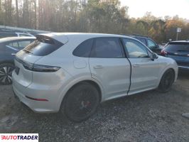 Porsche Cayenne 2022 4