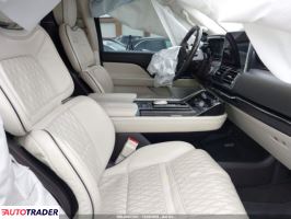 Lincoln Navigator 2020 3