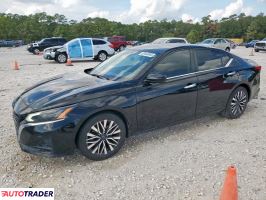 Nissan Altima - zobacz ofertę