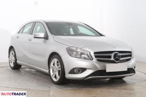 Mercedes A-klasa 2014 1.6 120 KM