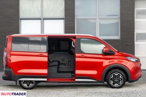 Ford Tourneo Custom 2025 2.5 233 KM