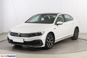 Volkswagen Passat 2021 1.4 214 KM