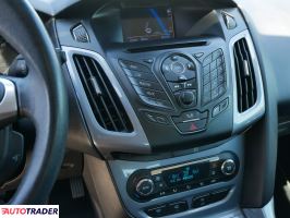 Ford Focus 2011 1.6 115 KM