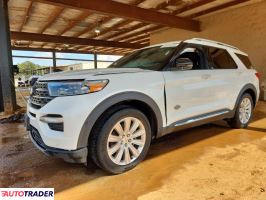 Ford Explorer 2022 3