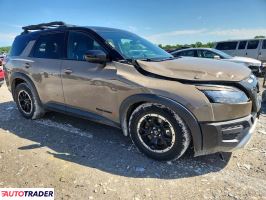 Nissan Pathfinder 2023 3