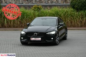 Volvo S60 2020 2.0 197 KM