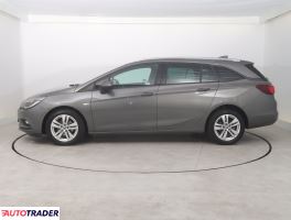 Opel Astra 2017 1.6 108 KM