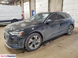 Audi E-tron - zobacz ofertę