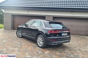 Audi Q8 2023 3.0 286 KM