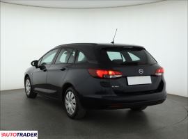 Opel Astra 2019 1.6 108 KM