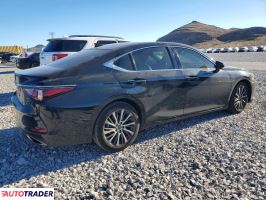 Lexus ES 2021 3