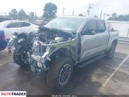 Toyota Tacoma 2025 2