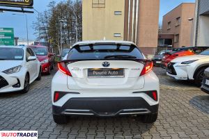 Toyota C-HR 2022 2.0 184 KM