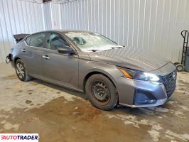 Nissan Altima 2024 2