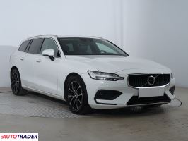 Volvo V60 2020 2.0 147 KM