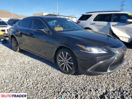 Lexus ES 2021 3