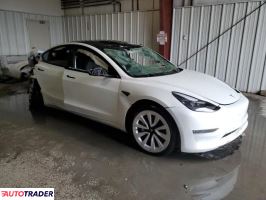 Tesla Model 3 2022