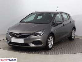 Opel Astra 2020 1.2 143 KM
