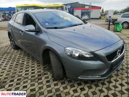 Volvo V40 2016 2.0 122 KM