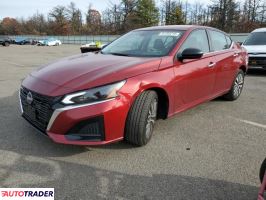 Nissan Altima - zobacz ofertę