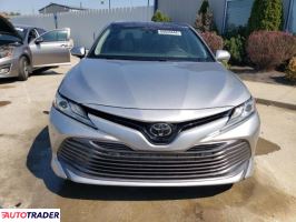 Toyota Camry 2018 3