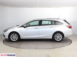 Opel Astra 2019 1.2 143 KM