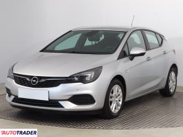 Opel Astra 2020 1.2 143 KM