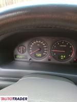 Volvo S60 2001 2.4 140 KM